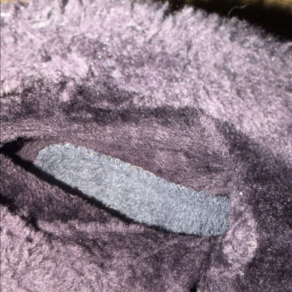 Women's Black Winter Boots with Faux Fur Lining - Picture 2 of 5